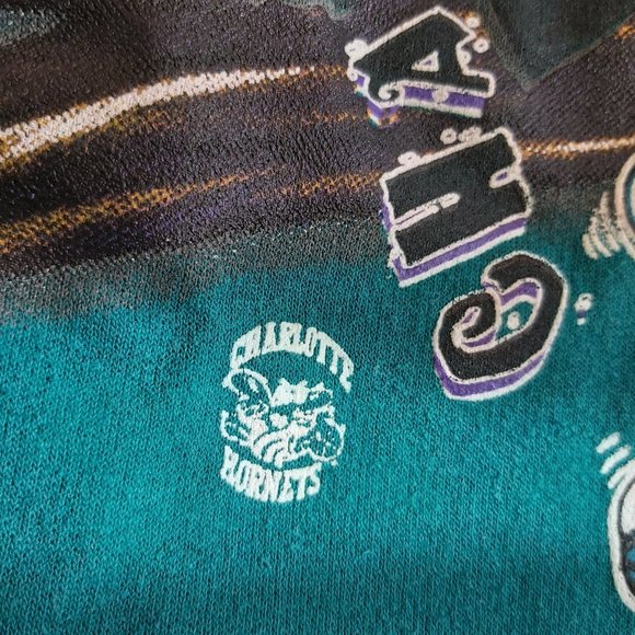 Charlotte Hornets Long-Sleeve Sweater (Vintage) - Picture 8 of 10